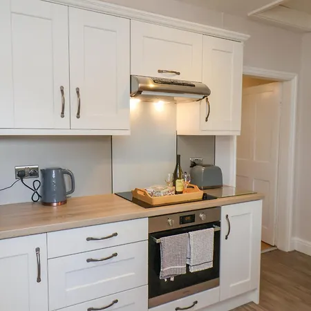 Bousdale * Guisborough